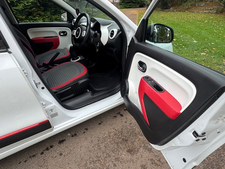 2014 64 RENAULT TWINGO DYNAMIQUE SCE 999cc**ULEZ**LOW MILEAGE**£20TAX**CHEAP TO RUN**
