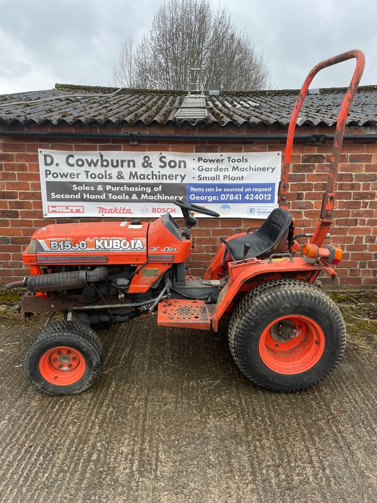Kubota B1550 Compact Tractor 4wd In Drighlington West Yorkshire