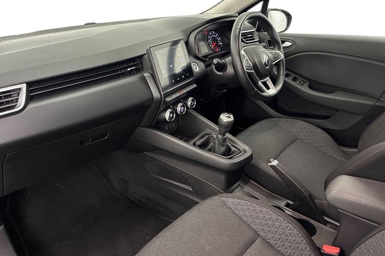 2021 Renault Clio 1.0 TCe Iconic Hatchback 5dr Petrol Manual Euro 6 (s/s) (90 ps) HATCHBACK Petro...