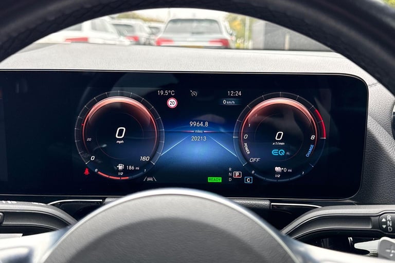 2022 Mercedes-Benz GLA 1.3 GLA250e 15.6kWh Exclusive Edition (Premium Plus) SUV 5dr Petrol Plug-i...