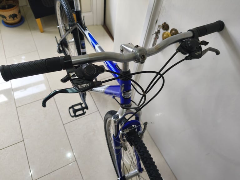 Scott mens hybrid bike fully serviced 
