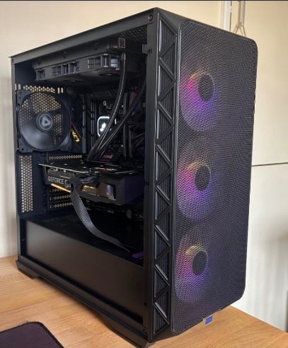 💻 High-End Gaming PC – Ryzen 9 7900 / RTX 3070 / 32GB DDR5 – MINT
