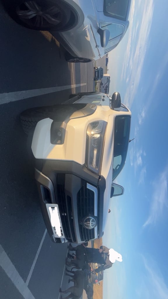 Toyota Hilux Invincible X 