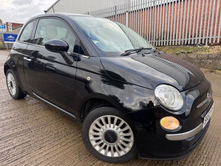 2013 63 FIAT 500 LOUNGE*FULL SERVICE HISTORY*SEPTEMBER 2026 MOT*LOW MILEAGE*