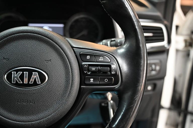 2018 Kia Niro 1.6 GDi PHEV 3 5dr DCT ESTATE PETROL/ELECTRIC Automatic