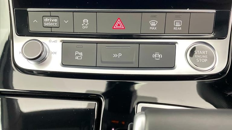 2025 Audi Q7 55 TFSI Quattro Black Edition 5dr Tiptronic ESTATE PETROL Automatic