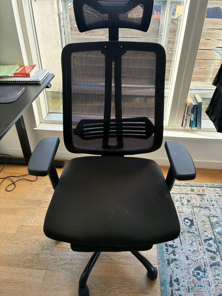 Adjustable Height Desk Chair