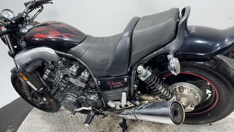 Yamaha Vmax [Phone number removed]K RUNNING PROJECT BIKE SPARES OR REPAIR CLASSIC CRUISER