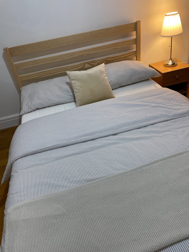 Beds, cupboards, mirrors - excellent original condition!