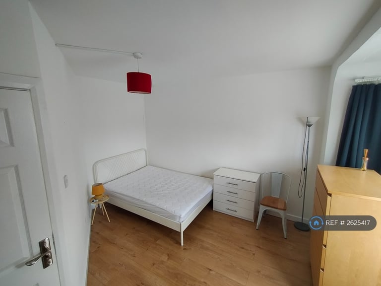 image for 1 bedroom in South Road, Bishop's Stortford, CM23 (#2625417)