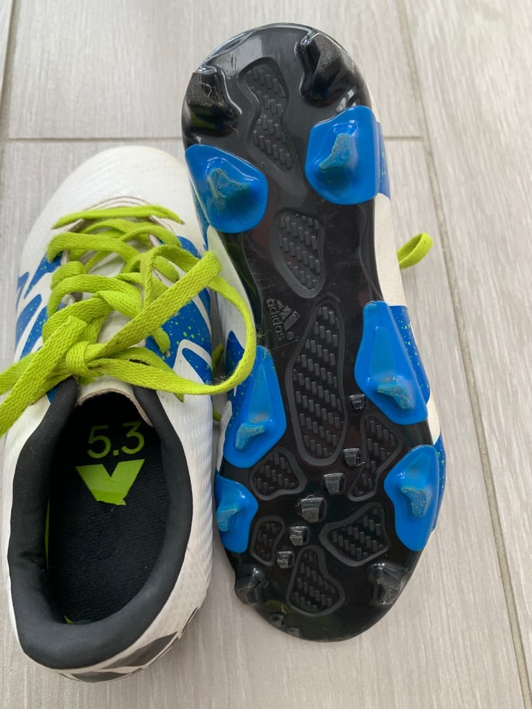 Adidas kids football boots 
