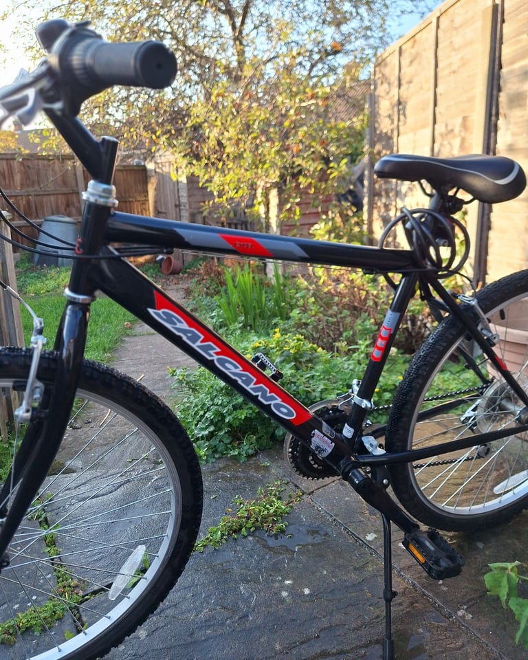 Salcano Excel Mountain Bike for Teenagers and adults.