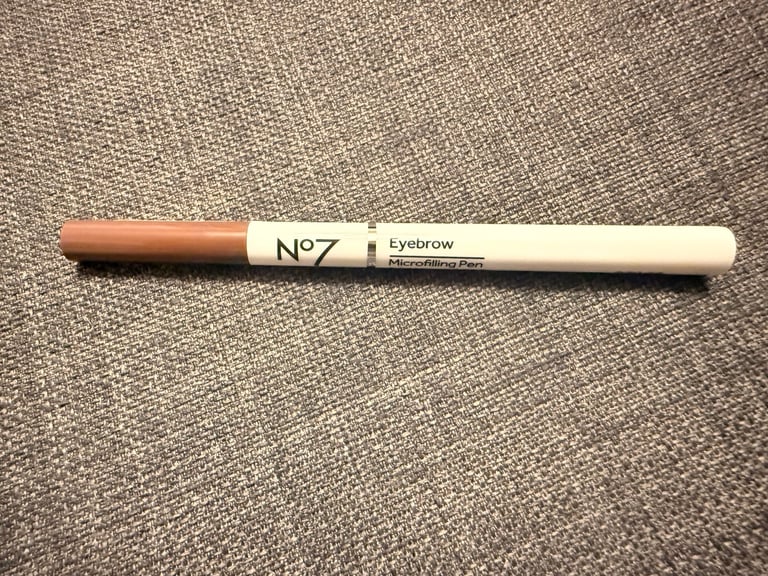 image for No7 Eyebrow Microfilling pen - Brown 