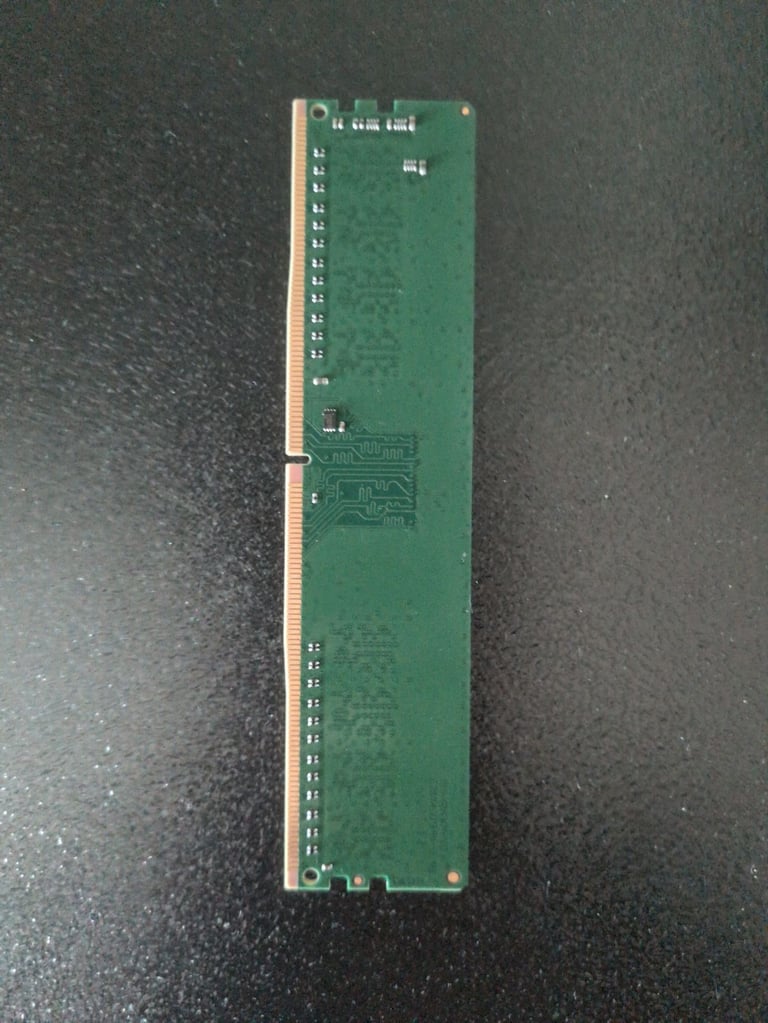 Crucial RAM 8GB DDR4 2400 CL17 Original Packaging!