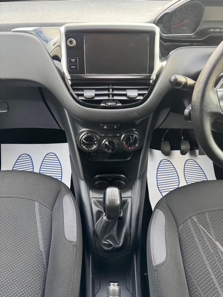  Peugeot 208 1.2 VTi Active Euro 5 5dr Petrol Manual