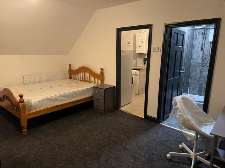 1 bed flat, fully furnished, LS3 - Leeds city centre