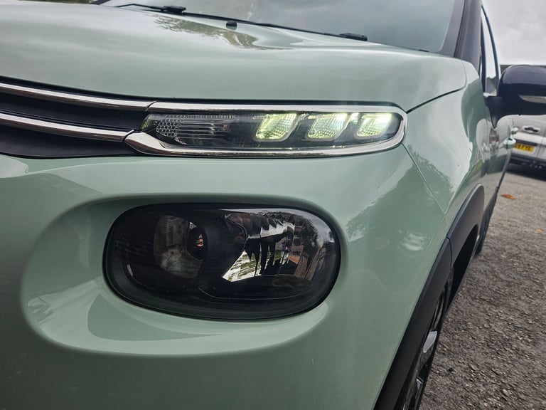 Citroen, C3, Hatchback, 2017, Manual, 1199 (cc), 5 doors