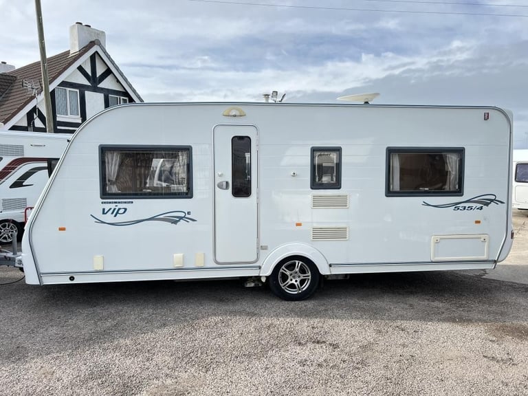 2009 COACHMAN VIP 535/4 Fixed bed