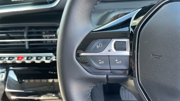 2024 Peugeot 208 50kWh E-Style Auto 5dr (7.4kW Charger) Hatchback Electric Automatic