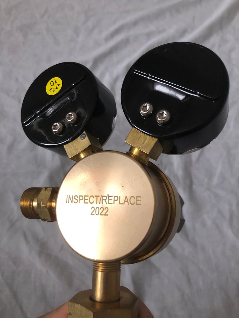 Acetylene Gas Single Stage 2 Gauge Bottle Regulator