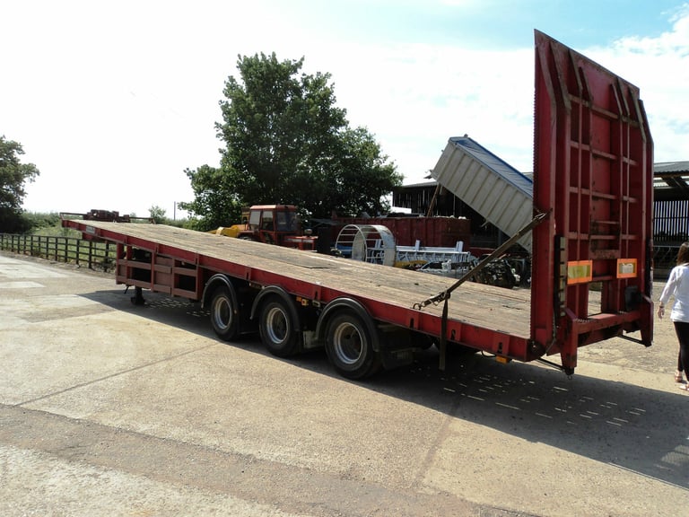 1994 Trailmaster 13.6mtr sloping,hydraulic full width ramp,air susp 