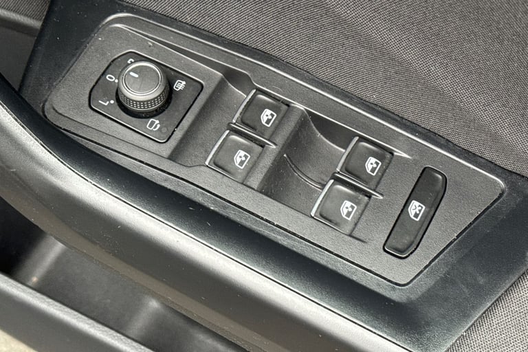 2021 Volkswagen T-Roc 97294 Hatchback Petrol Automatic