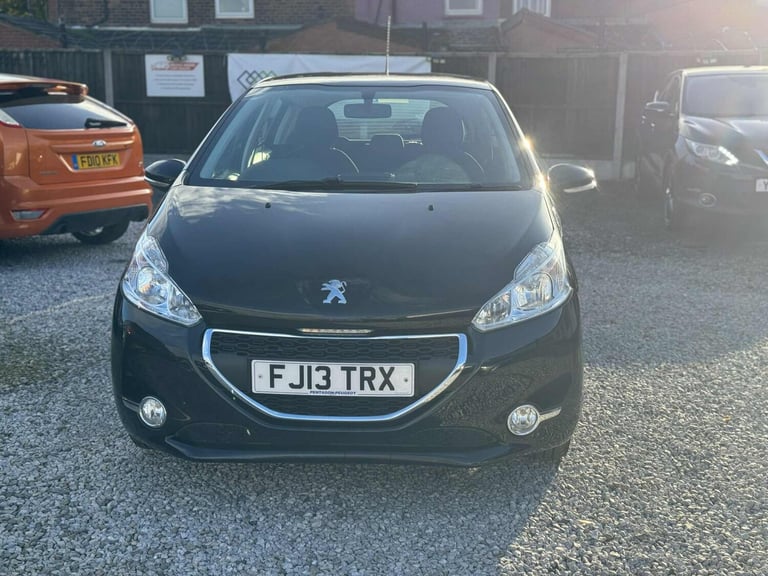 2013 Peugeot 208 1.2 VTi Active 5dr HATCHBACK Petrol Manual
