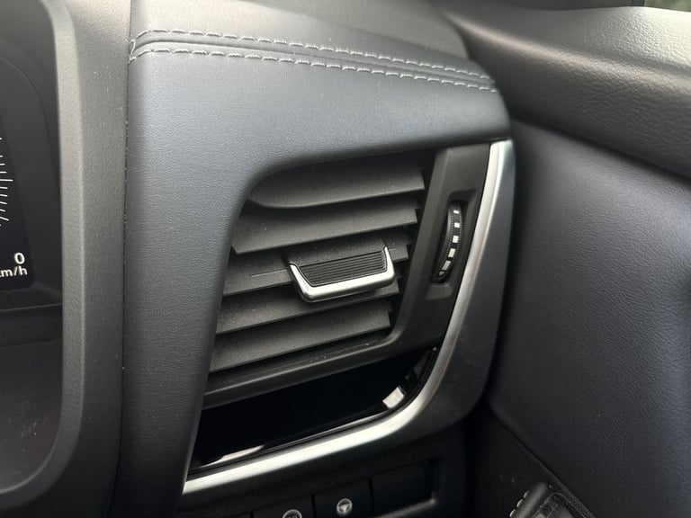 2022 Nissan Qashqai 1.3 DiG-T MH Tekna 5dr SUV PETROL Manual