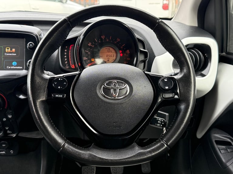 2015 Toyota AYGO 1.0 VVT-i x-pression x-wave 5dr Petrol Manual Euro 5 Euro 5 (68 ps) HATCHBACK Pe...