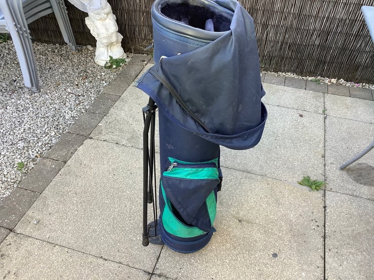 image for Golf stand bag with rain cover