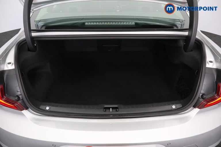 2019 Volvo S90 2.0 D4 Momentum 4dr Geartronic Saloon Diesel Automatic