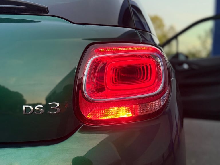 2018 DS Automobiles DS 3 1.2 PureTech Connected Chic Euro 6 3dr HATCHBACK Petrol Manual