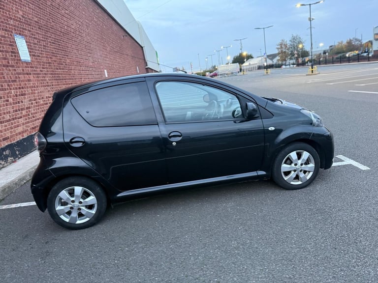 2013 Toyota AYGO 1.0 VVT-i Fire 5dr [AC] HATCHBACK PETROL Manual