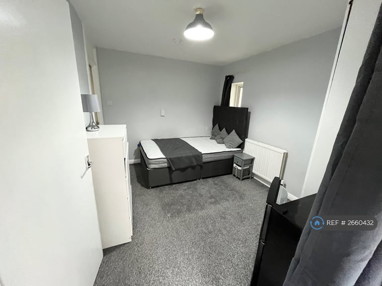 1 bedroom in St Helens Park Road, Hastings, TN34 (#2660432)