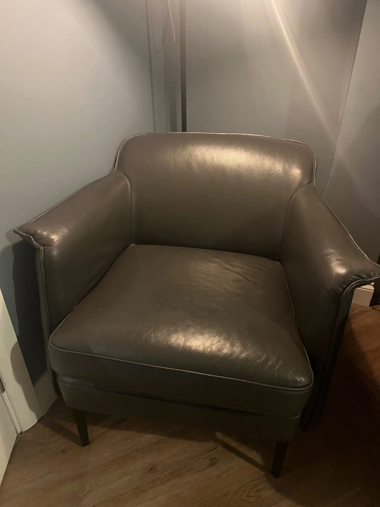 Leather armchair 