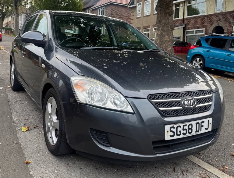 Kia, CEED, Hatchback, 2008, Manual, 1591 (cc), 5 doors