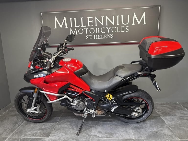 2021 DUCATI MULTISTRADA 950 S ADVENTURE BIKE FITTED WITH TOP BOX