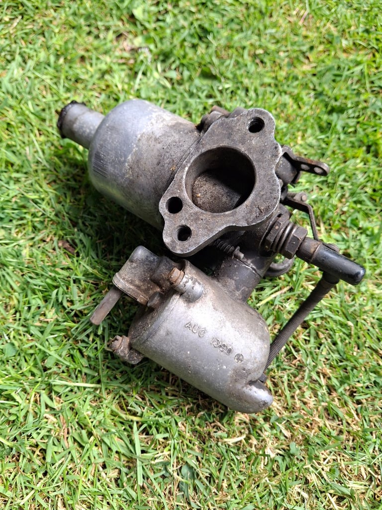 SU Carburetor AUC 1390