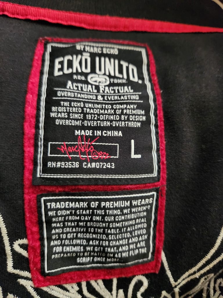 mens size  L ---The Graffiti Hoodie -- ecko unltd sports jacket