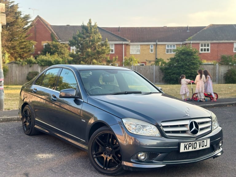 2010 Mercedes-Benz C-Class C180 CGI BlueEFFICIENCY Sport 4dr Auto SALOON Petrol Automatic