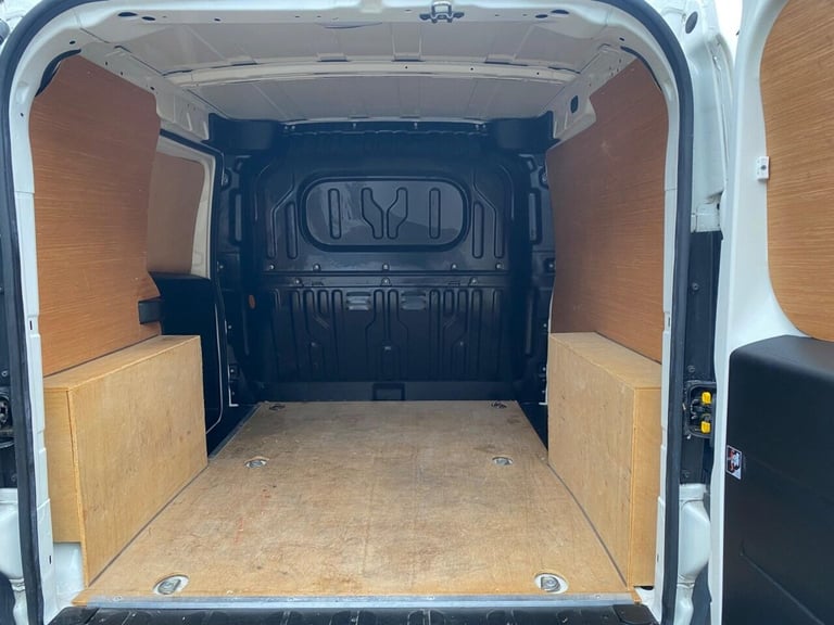 2018 Vauxhall Combo 2000 1.3 CDTI 16V 95ps H1 Van Euro 6 [Start Stop] PANEL VAN DIESEL Manual