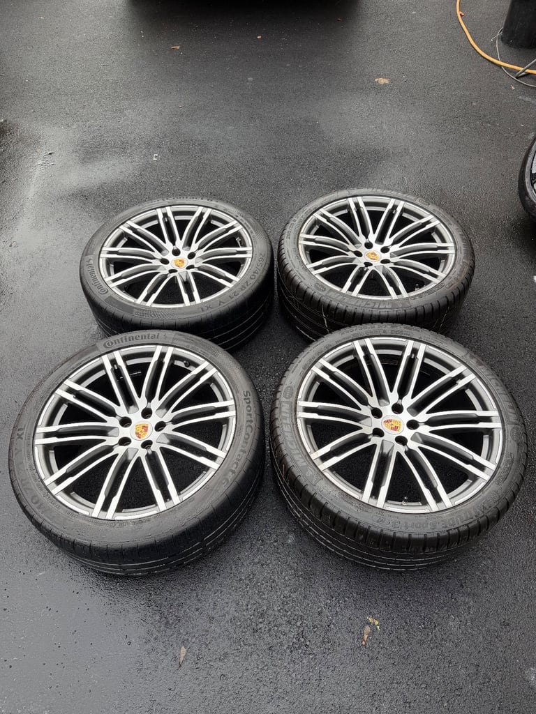 image for Genuine Porsche Macan 21” polished alloy wheels