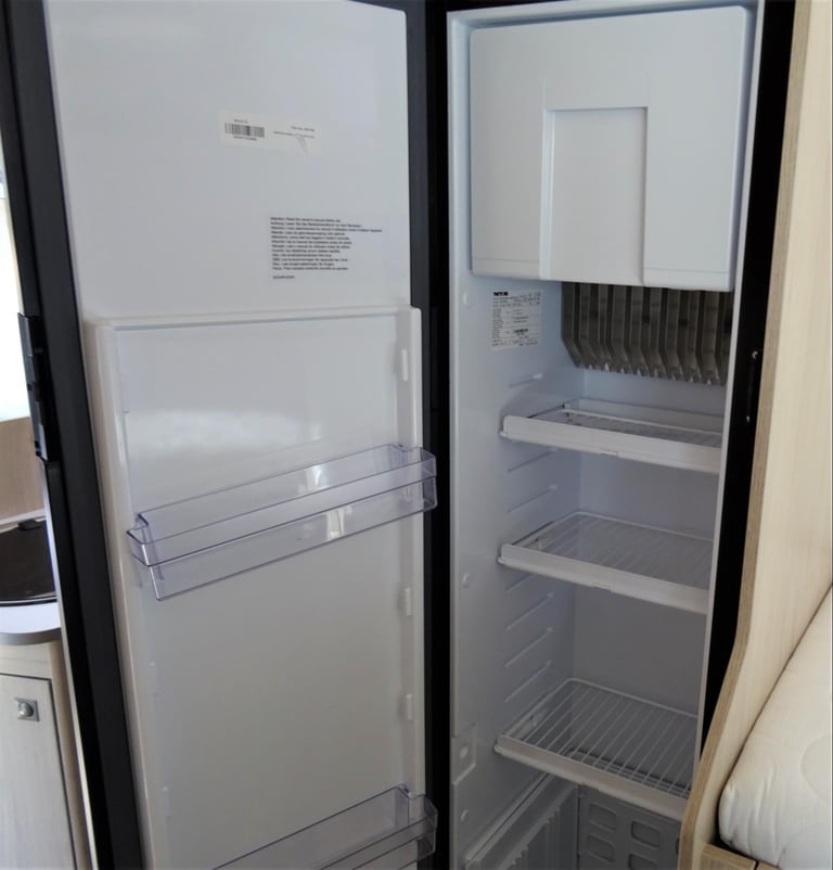 AutoTrail Tribute F70 - 2020 - 4 Berth - Rear Fixed Bed - Motorhome for sale