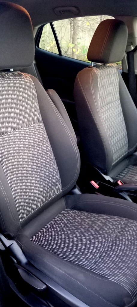 Vauxhall, MOKKA, 2014, Manual, Diesel, 1686 (cc), 5 doors, £35 A Year Road Tax