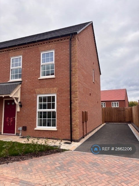 3 bedroom house in Limetree Way, Leicester, LE7 (3 bed) (#2662206)