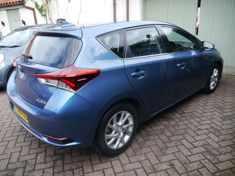  Toyota Auris 1.6 D-4D Business Edition 5dr Diesel