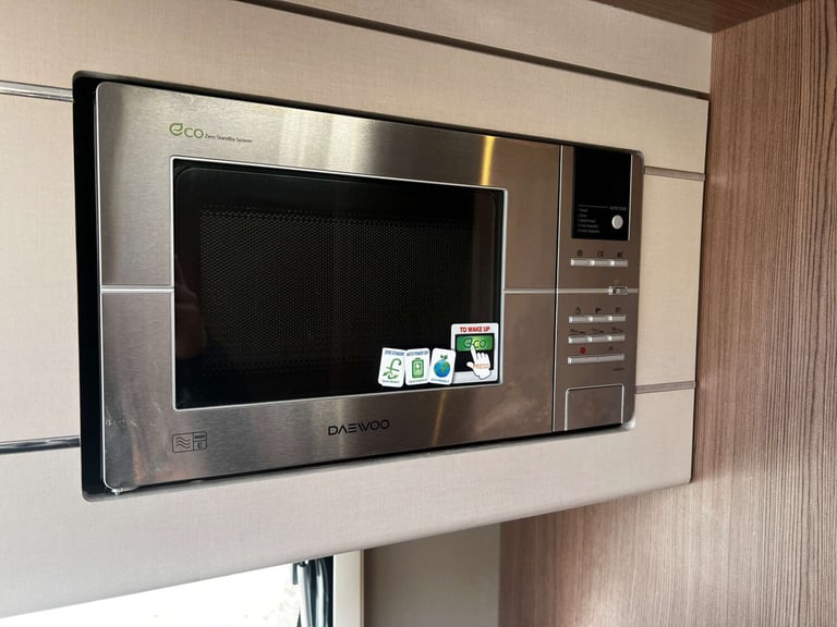 2017 Elddis Affinity 550 Elddis Affinity 550 Caravan with Kampa Awning Unlisted Petrol Automatic