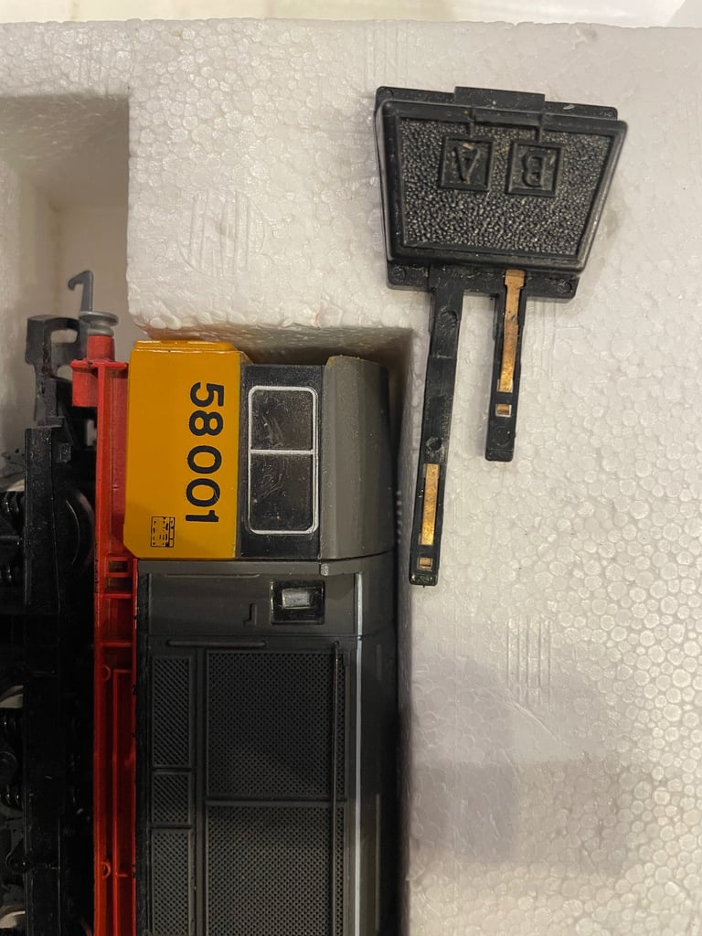 image for Hornby midnight freight electric train set R674