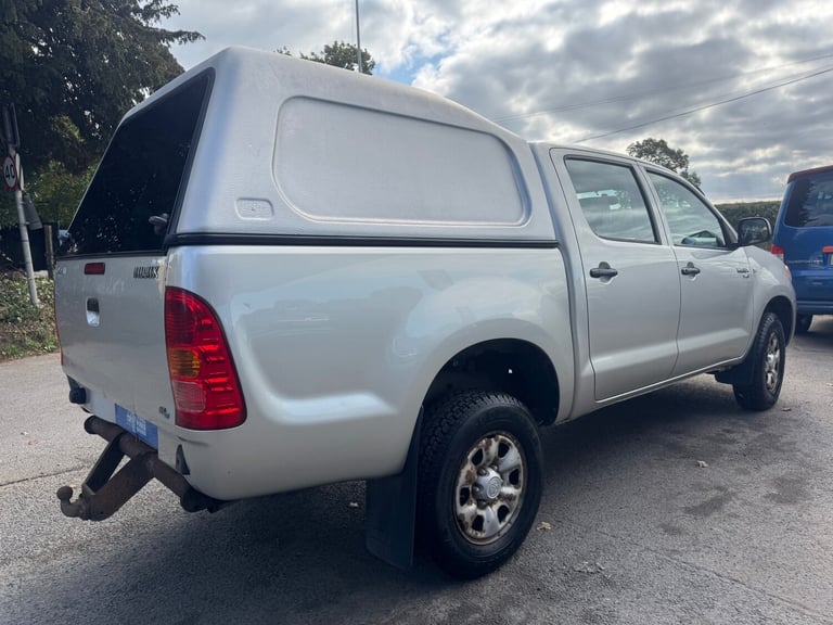 Toyota HiLux D/Cab Pick Up Truck D-4D 2.5120ps Manual Good Condition No Vat