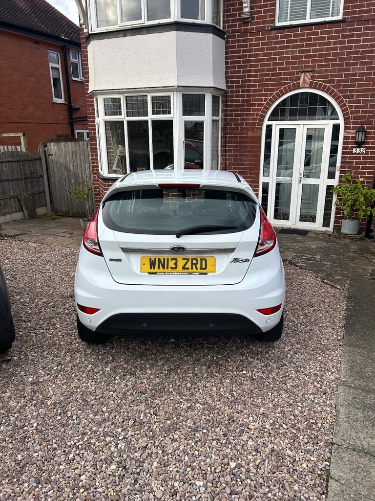 Ford, FIESTA, Hatchback, 2013, Manual, 998 (cc), 5 doors